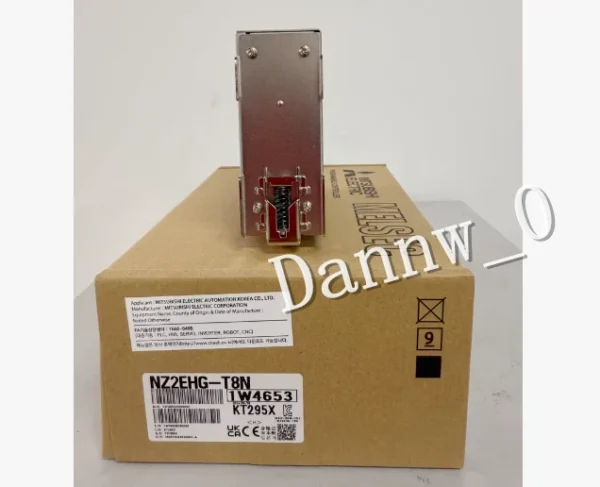 New In Box MITSUBISHI NZ2EHG-T8N PLC module 4 New In Box MITSUBISHI NZ2EHG-T8N PLC module