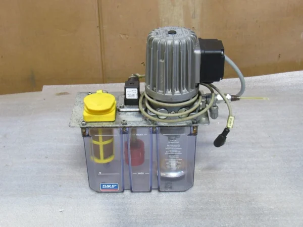 SKF LUBRICATION PUMP MFE5-KW3-G-1T+299 DU56N2075+299 MFE5-2000+299 - USED