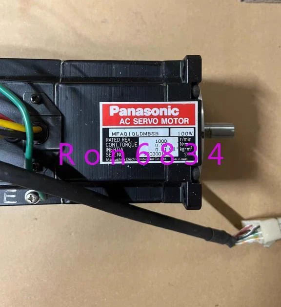 used Panasonic MFA010LDMBSB servo motor 2 used Panasonic MFA010LDMBSB servo motor