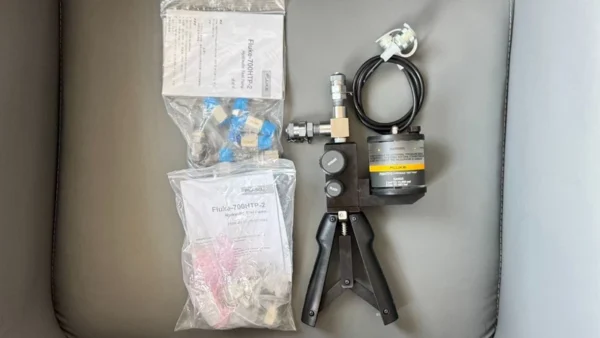 Brand new FLUKE 700HTP-2 Hydraulic test pumps Free shipping fast delivery