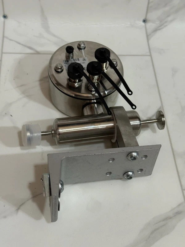 Bronkhorst ES-Flow ES-130I Flow Meter |15 Bar Valve Flow 145 Psi - Used