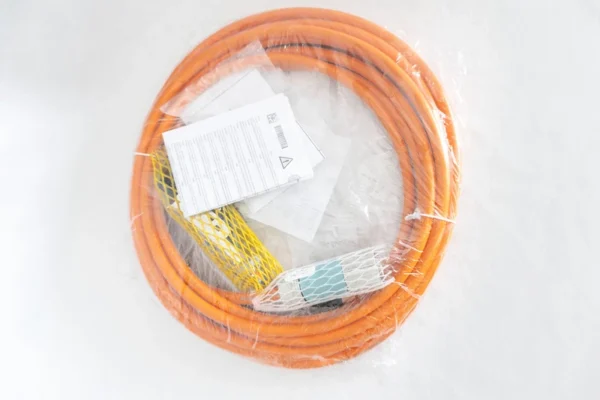 Siemens 6FX8002-5CS01-1AH0 Power Cable Length 7M