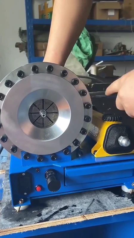 6-25mm Manual Hydraulic Hose Crimper Portable Hose Pipe Crimping Machine+ 9 Dies 2 6-25mm Manual Hydraulic Hose Crimper Portable Hose Pipe Crimping Machine+ 9 Dies