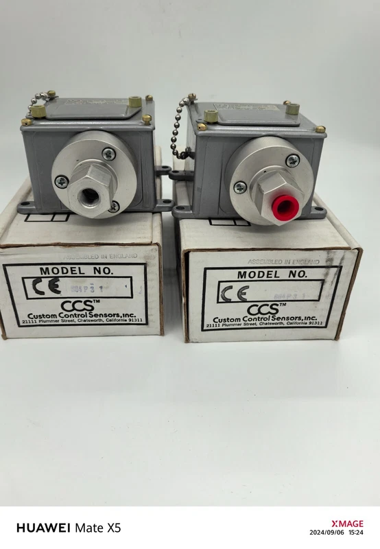 Two brand new ones CCS 604P31 Pressure Switch