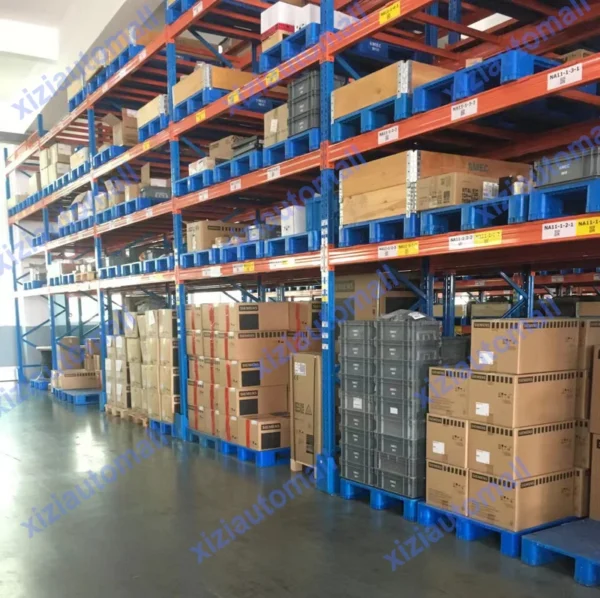 E82EV751K4C Ipcs New Sealed Lenze Module Inverter E82EV751KC