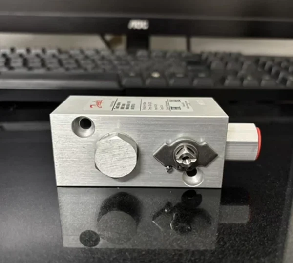 Danfoss MBV5000 061B7013 pressure test valve