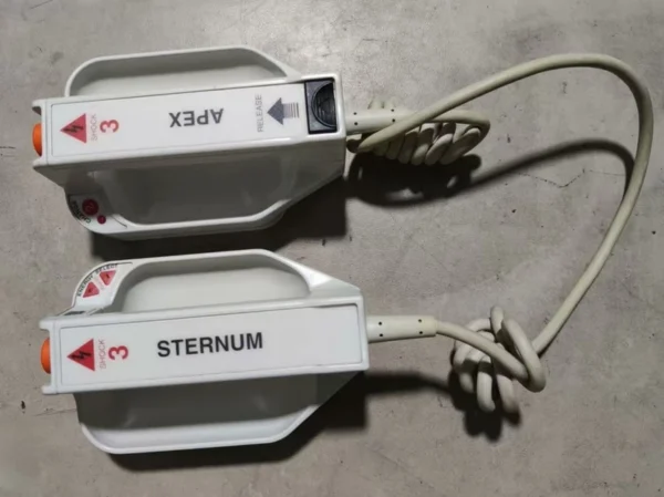 ZOLL M R E series paddle