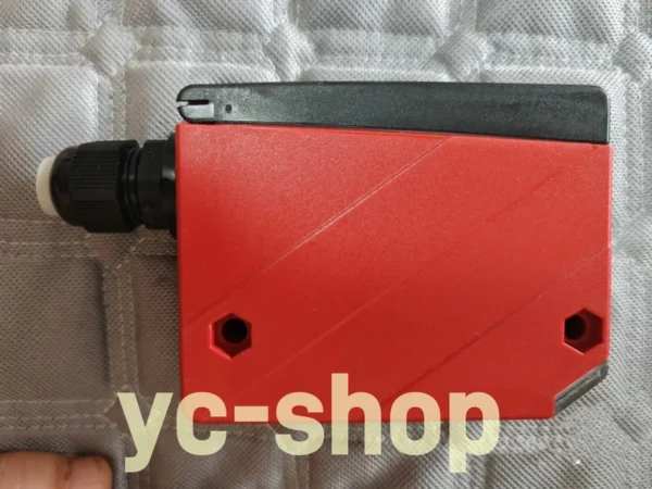 New Leuze HRT96KR-1680-1200-25 sensor Fast Shipping FedEx or DHL