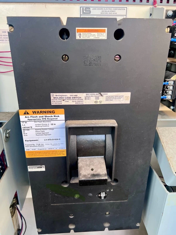 Outdoor Stainless Steel Electrical Panel With (2) 3000 Amp Circuit Breakers USED 6 Outdoor Stainless Steel Electrical Panel With (2) 3000 Amp Circuit Breakers USED