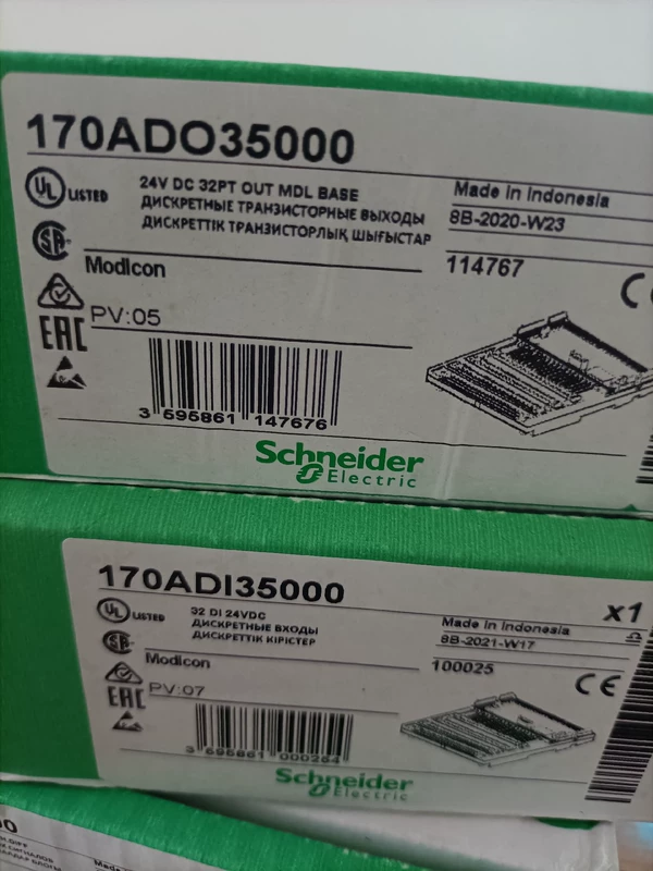 Schneider Electric 170ADO35000 Module