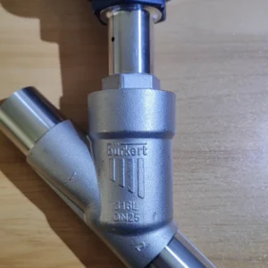 burkert 2000 A 25.0 PTFE VA29 PS 11bar 00143445 Angle Seat Valve, New Original