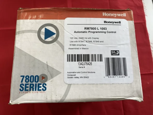 Honeywell RM7800 L 1053 Burner Controller, New Original